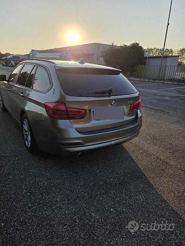 Usata BMW 318 M Sport 150 CV (110 kW) 2018 Station wagon
