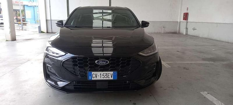 Usata Ford Focus ST-Line 125 CV (91 kW) 2024 Nero Berlina