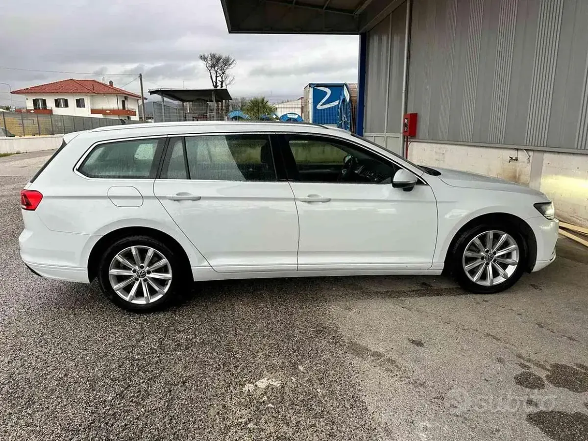 Occasion VW Passat Business 150 PK (110 kW) 2023 Wit Stationwagen