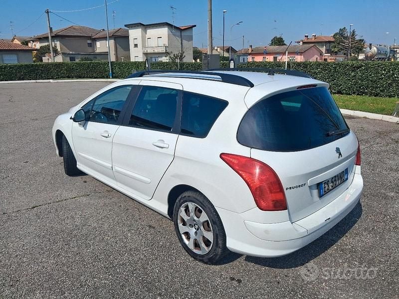 Usata Peugeot 308 93 CV (68 kW) 2014 Bianco Station wagon