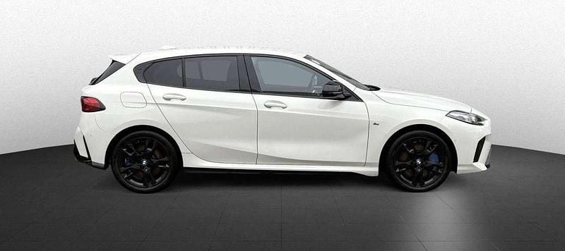 Usata BMW M135 M Sport 300 CV (220 kW) 2024 Bianco Utilitaria