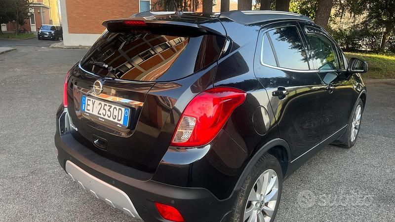 Usata Opel Mokka Cosmo 140 CV (102 kW) 2015 Nero SUV