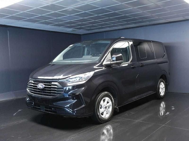 Usata Ford Transit Custom Titanium 136 CV (100 kW) 2025 Nero Station wagon