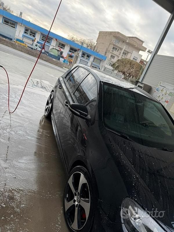 Usata VW Golf VII GTI 210 CV (154 kW) 2016 Nero Utilitaria