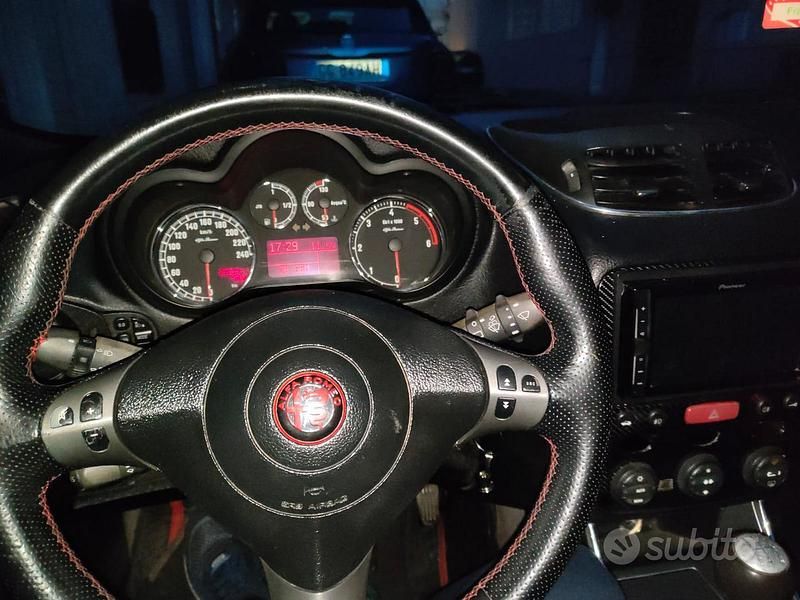 Usata Alfa Romeo 147 Progression 120 CV (88 kW) 2007 Nero Utilitaria