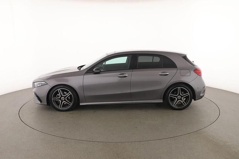 Usata Mercedes A180 AMG line 150 CV (110 kW) 2024 Grigio