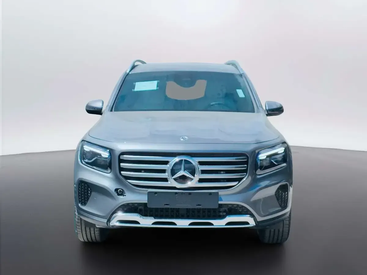 Ny Mercedes GLB180 116 HK (85 kW) 2026 Grå SUV