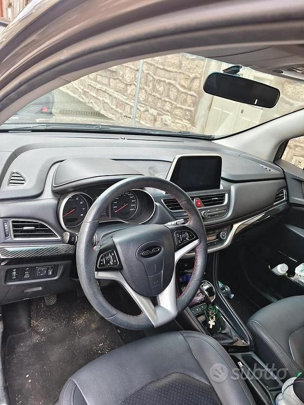 Usata EVO Evo 4 114 CV (83 kW) 2022 Marrone SUV