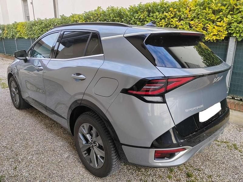 Usata Kia Sportage GT 179 CV (131 kW) 2022 Argento SUV