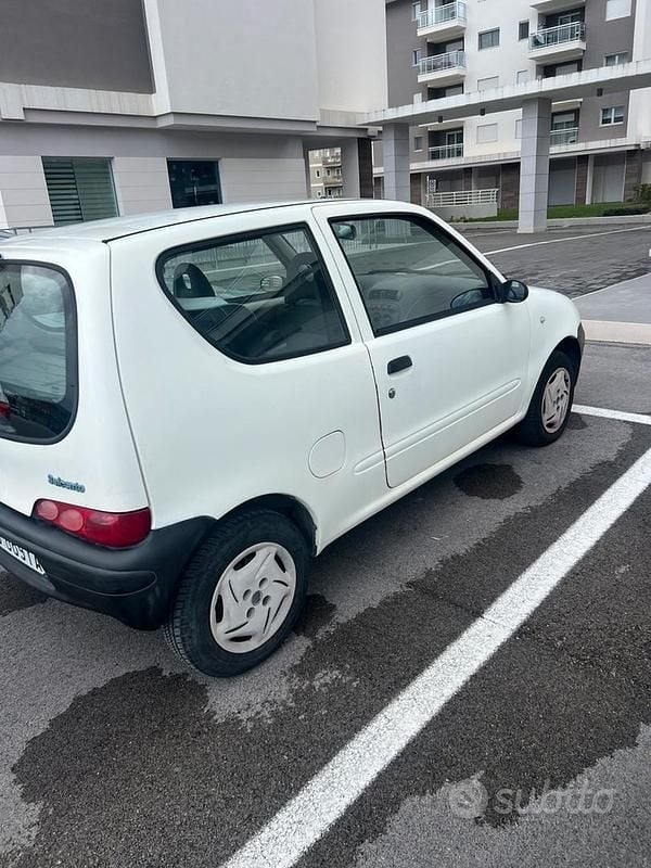 Usata Fiat 600 2006 Bianco Utilitaria