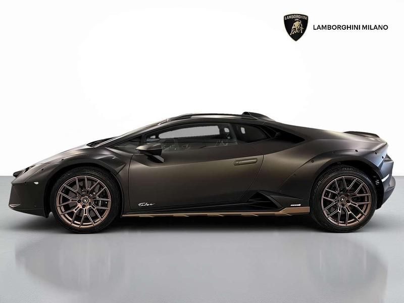 Usata Lamborghini Huracán 610 CV (448 kW) 2024 Marrone apus Coupé