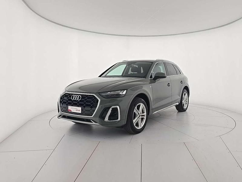 Usata Audi Q5 S-Line 299 CV (219 kW) 2022 Grigio quantum SUV