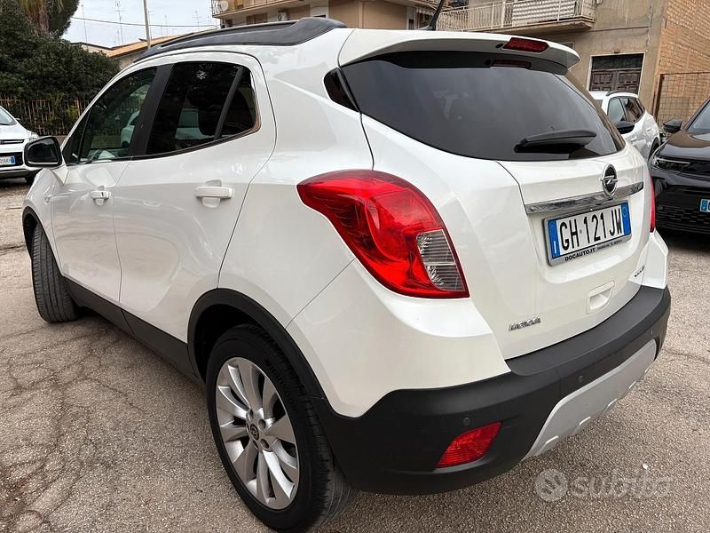 Usata Opel Mokka Cosmo 130 CV (95 kW) 2015 Bianco SUV