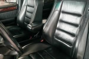 Usata Mercedes E500 326 CV (239 kW) 1992 Nero Berlina