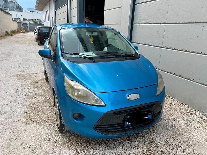 Blu Usata 2009 Ford Ka Titanium Due volumi | 2500 € (Ottimo prezzo) - Immagine 1/4