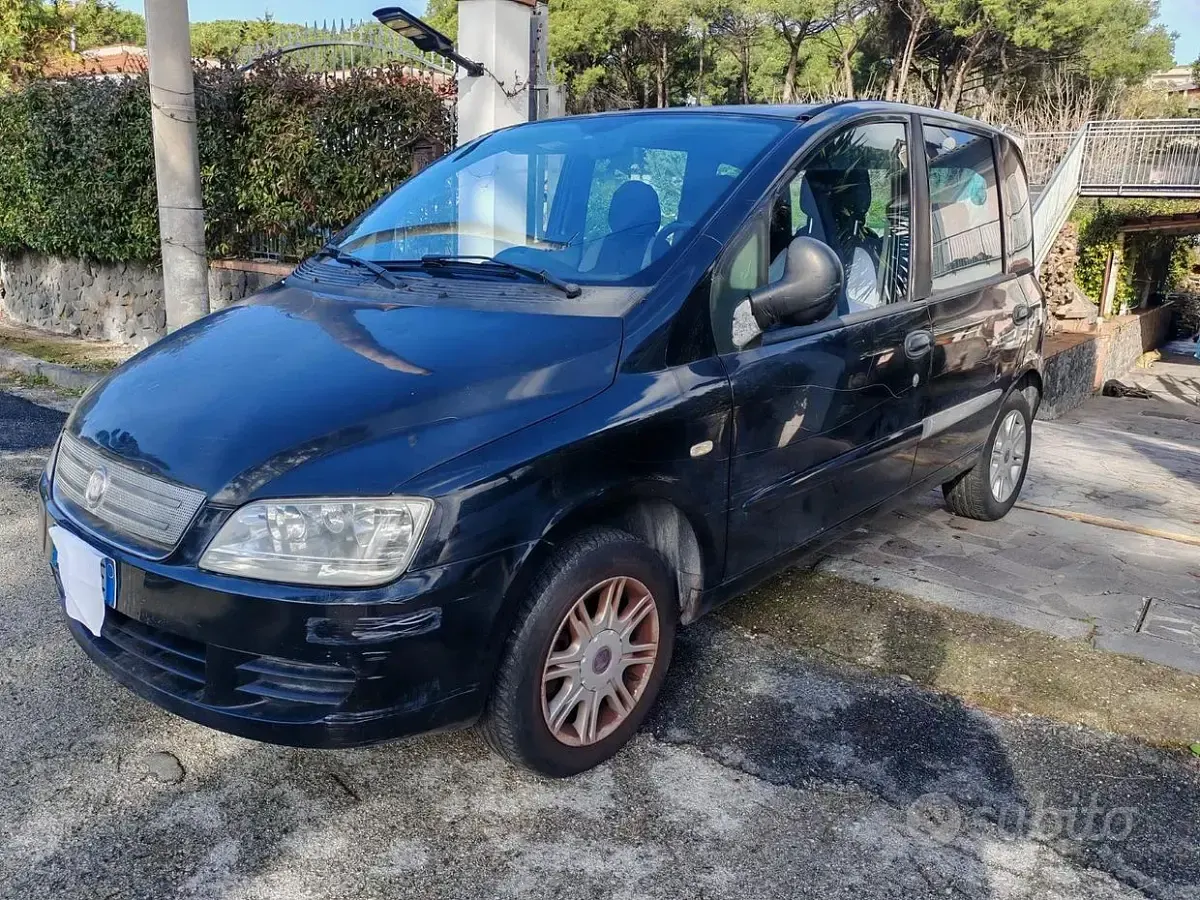 Usata Fiat Multipla 103 CV (75 kW) 2009 Monovolume