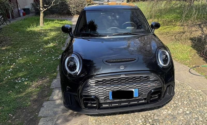 Usata Mini John Cooper Works 178 CV (130 kW) 2022 Utilitaria