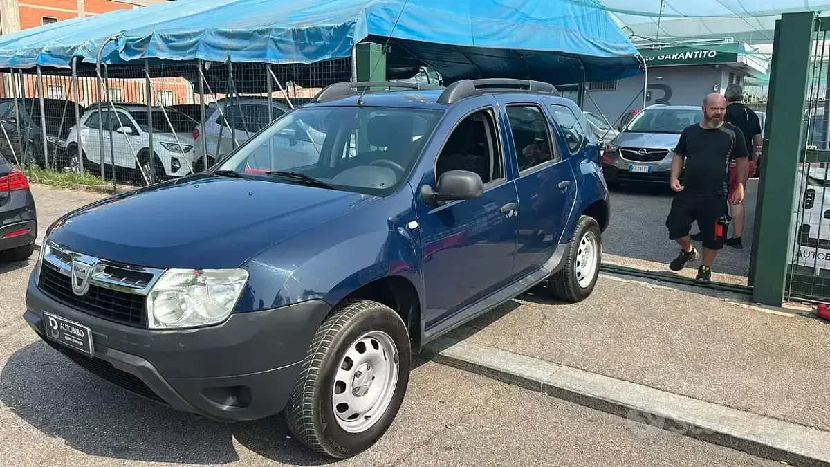 Usata Dacia Duster 105 CV (77 kW) 2011 Bluazzurro SUV