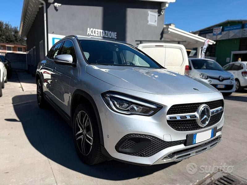 Usata Mercedes GLA200 Progressive 150 CV (110 kW) 2022 Grigio SUV