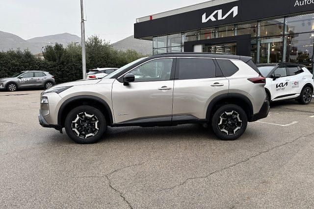 Usata Nissan X-Trail 158 CV (116 kW) 2025 Grigio SUV