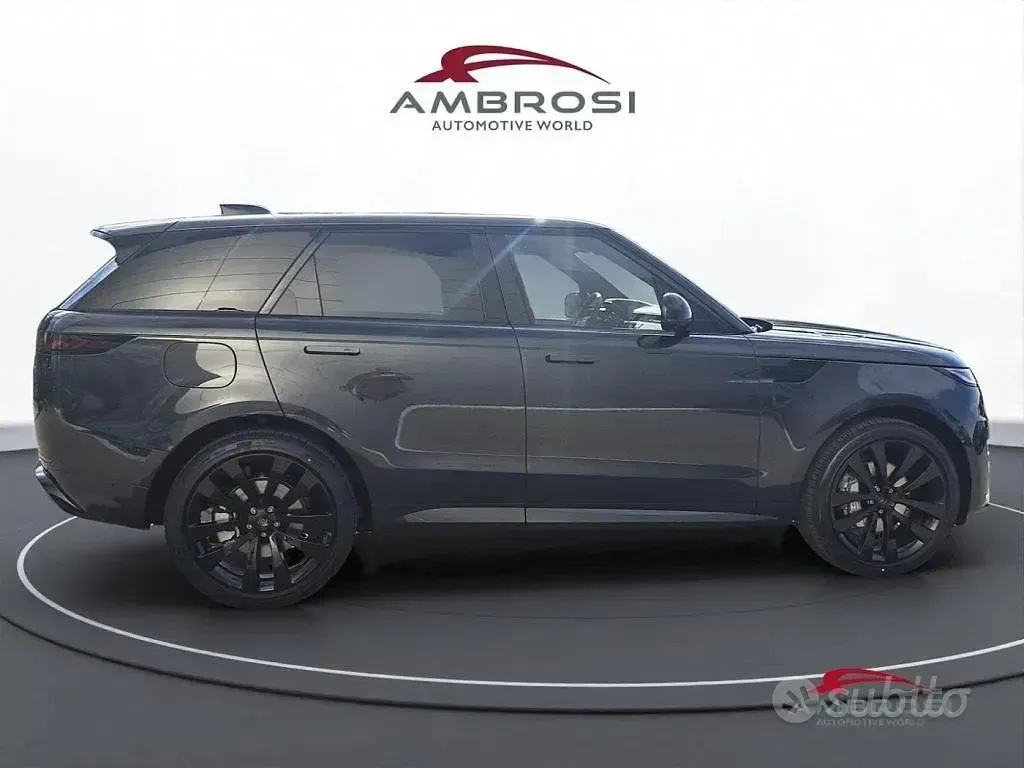 Uusi Land Rover Range Rover Sport 460 HP (338 kW) 2026 Harmaa Katumaasturi