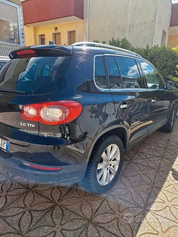 Usata VW Tiguan Trendline 140 CV (102 kW) 2008 Nero SUV