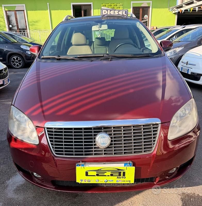 Usata Fiat Croma Emotion 150 CV (110 kW) 2006 Rosso Station wagon