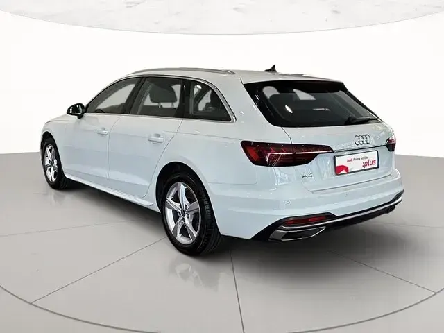 Usata Audi A4 Advanced Plus 136 CV (100 kW) 2024 Bianco arkona Station wagon