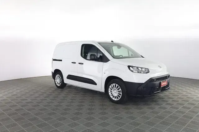 Nuova Toyota Proace City City 101 CV (74 kW) 2026 Bianco Monovolume