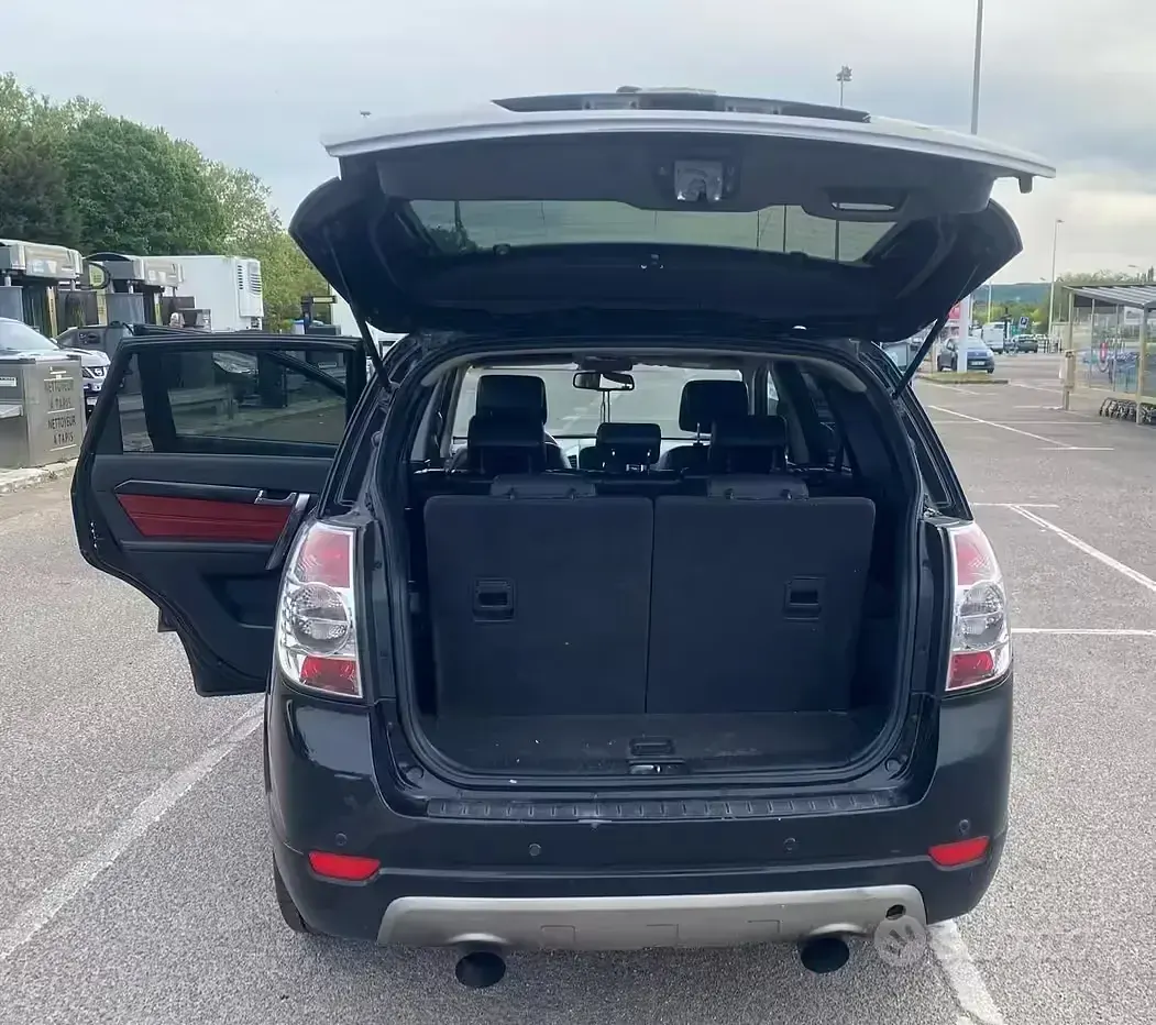 Usata Chevrolet Captiva 150 CV (110 kW) 2008 Nero SUV