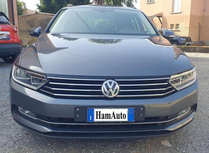 Usata VW Passat 150 CV (110 kW) 2017 Grigio Station wagon