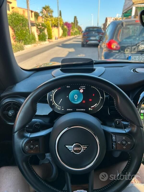 Usata Mini Cooper S 180 CV (132 kW) 2023 Grigio Utilitaria