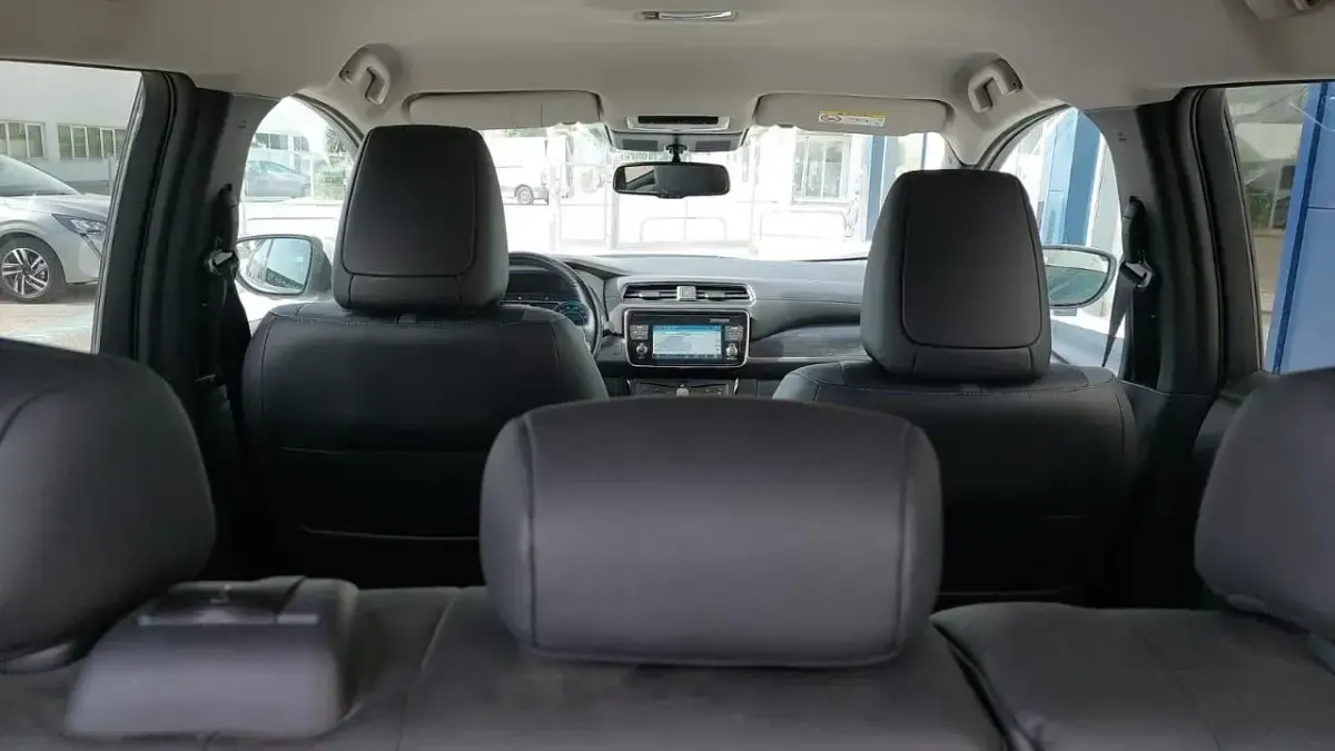 Usata Nissan Leaf Tekna 80 kW (109 CV) 2019 Bianco Utilitaria