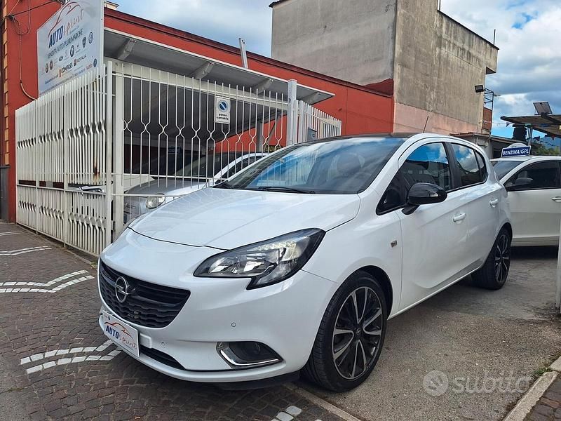 Bianco Usata 2018 Opel Corsa Innovation Coupé | 8500 € (Buon prezzo) - Immagine 1/4