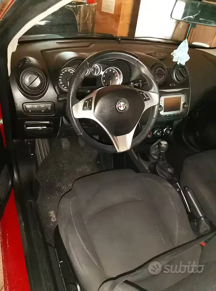 Usata Alfa Romeo MiTo 77 CV (56 kW) 2015 Rosso Utilitaria