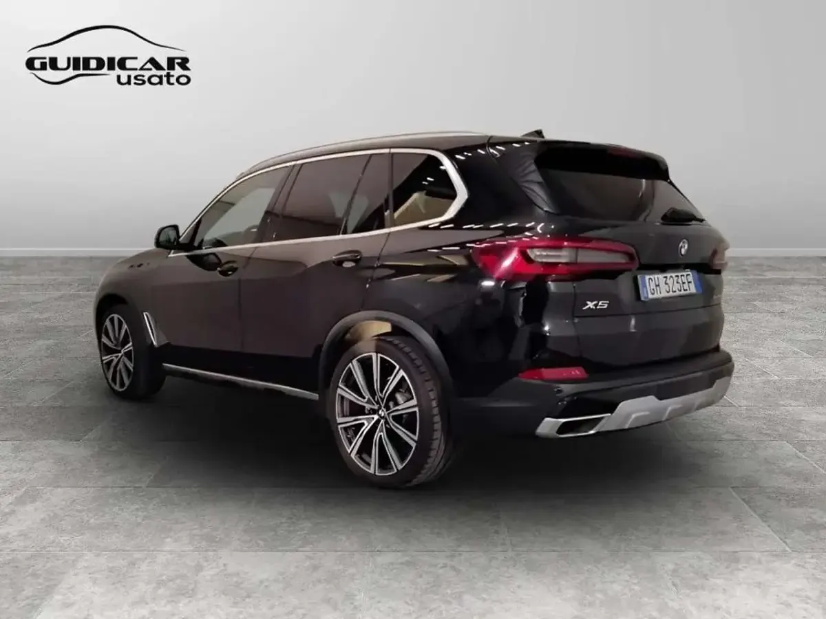 Usata BMW X5 xLine 231 CV (169 kW) 2022 Nero SUV