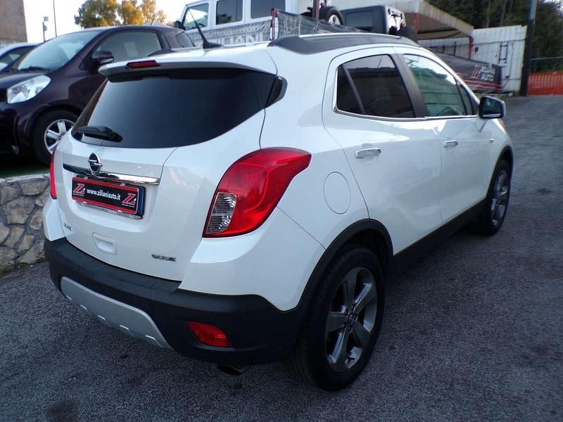 Usata Opel Mokka Cosmo 131 CV (96 kW) 2014 Bianco SUV