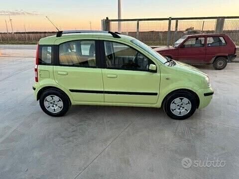 Usata Fiat Panda Dynamic 60 CV (44 kW) 2004 Verde Utilitaria