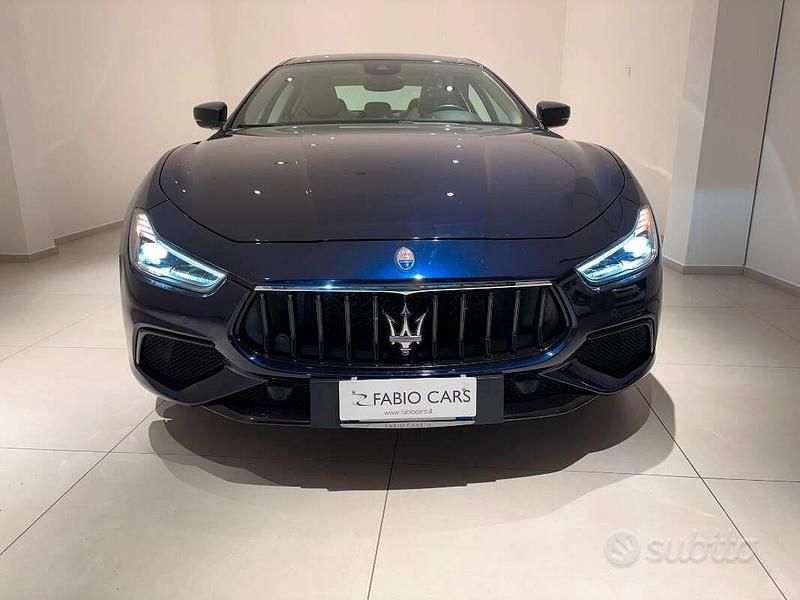 Usata Maserati Ghibli 250 CV (183 kW) 2021 Blu Berlina
