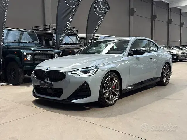Usata BMW M240 374 CV (275 kW) 2022 Grigio pastello Coupé