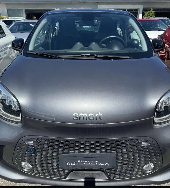 Usata Smart ForFour Electric Drive Prime 41 kW (56 CV) 2021 Utilitaria