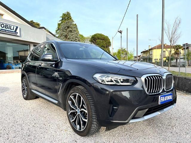 Usata BMW X3 Luxury Line 184 CV (135 kW) 2021 Grigio SUV