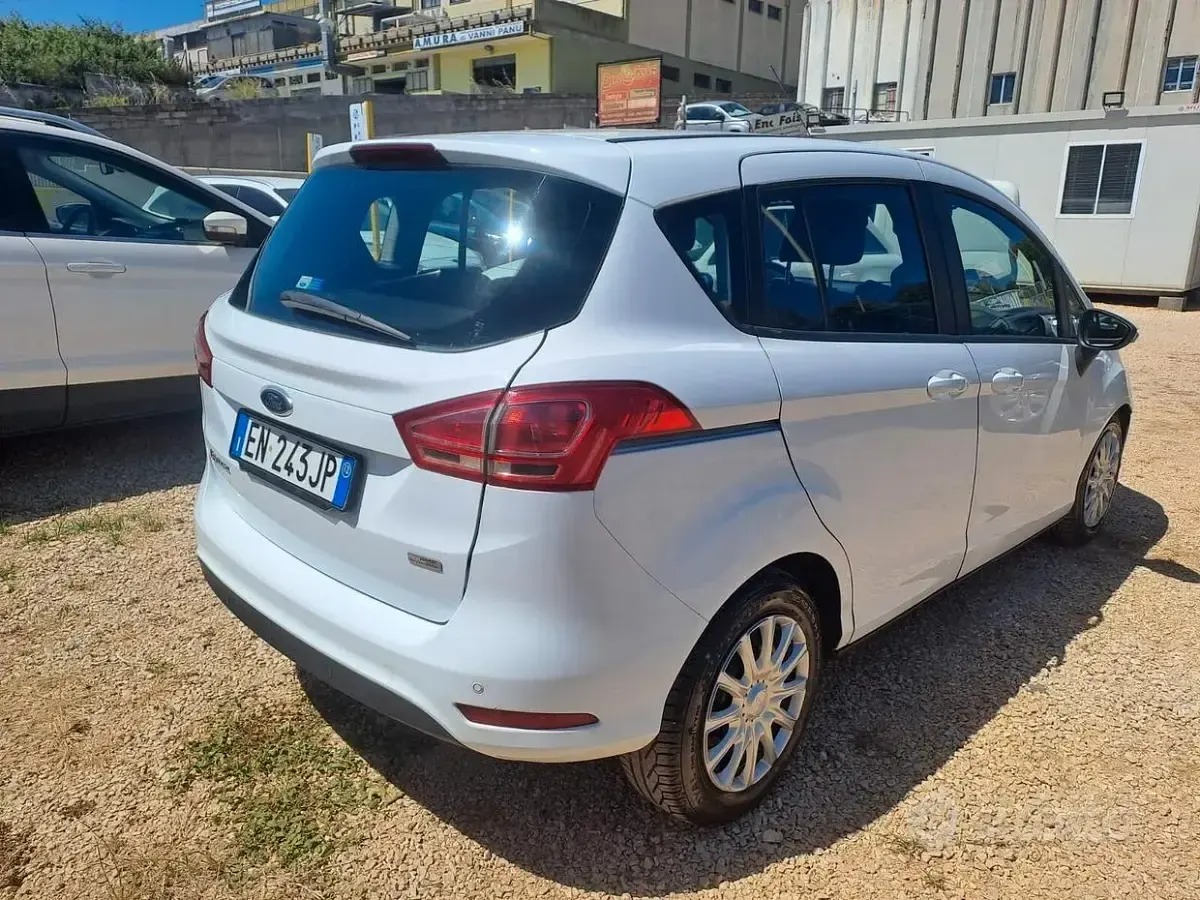 Usata Ford B-MAX 95 CV (69 kW) 2012 Bianco Monovolume