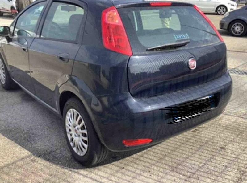 Usata Fiat Punto 95 CV (69 kW) 2017 Utilitaria