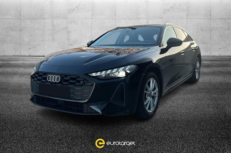 Usata Audi A5 Business 150 CV (110 kW) 2025 Nero metallizzato Station wagon