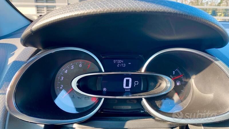 Usata 2016 Renault Clio IV GT Due volumi | 9000 € (Buon prezzo) - Immagine 1/4