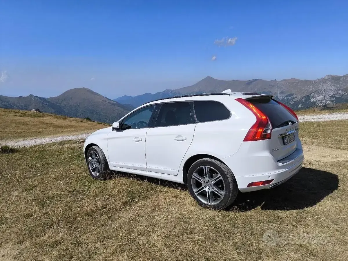 Usata Volvo XC60 190 CV (139 kW) 2015 Bianco SUV