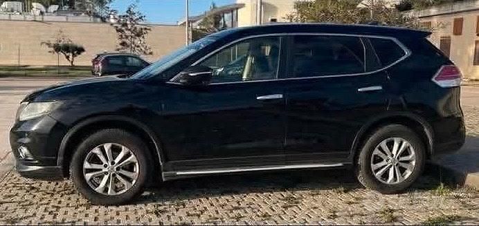 Usata Nissan X-Trail 131 CV (96 kW) 2015 Nero SUV
