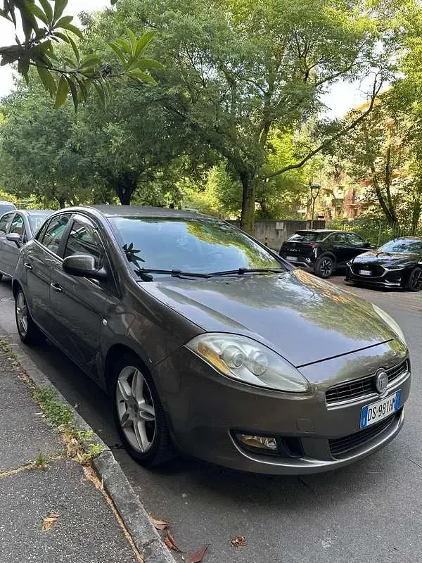 Usata Fiat Bravo 90 CV (66 kW) 2007 Utilitaria