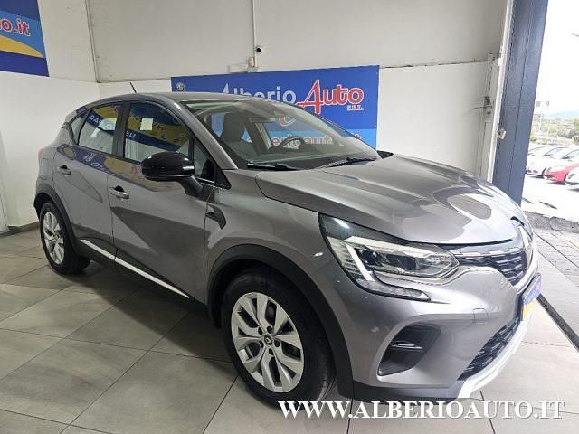 Usata Renault Captur Business 95 CV (69 kW) 2021 Argento SUV